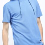 Model wearing men's hooded t-shirt, perfect for sports and casual wear - Yuanyi Apparel